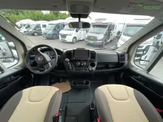 Bild 9 Weinsberg CaraHome 650 DG Navigation / Markise / Rückfahrkamera