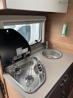 Bild 13 Weinsberg CaraHome 650 DG Navigation / Markise / Rückfahrkamera