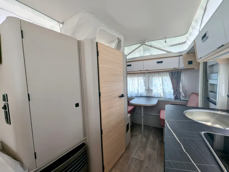 Fahrzeugbild Hymer Eriba Touring 542 TANGO RED EDITION #6