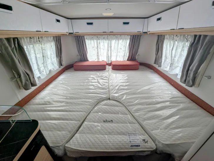 Fahrzeugbild Hymer Eriba Touring 542 TANGO RED EDITION #8