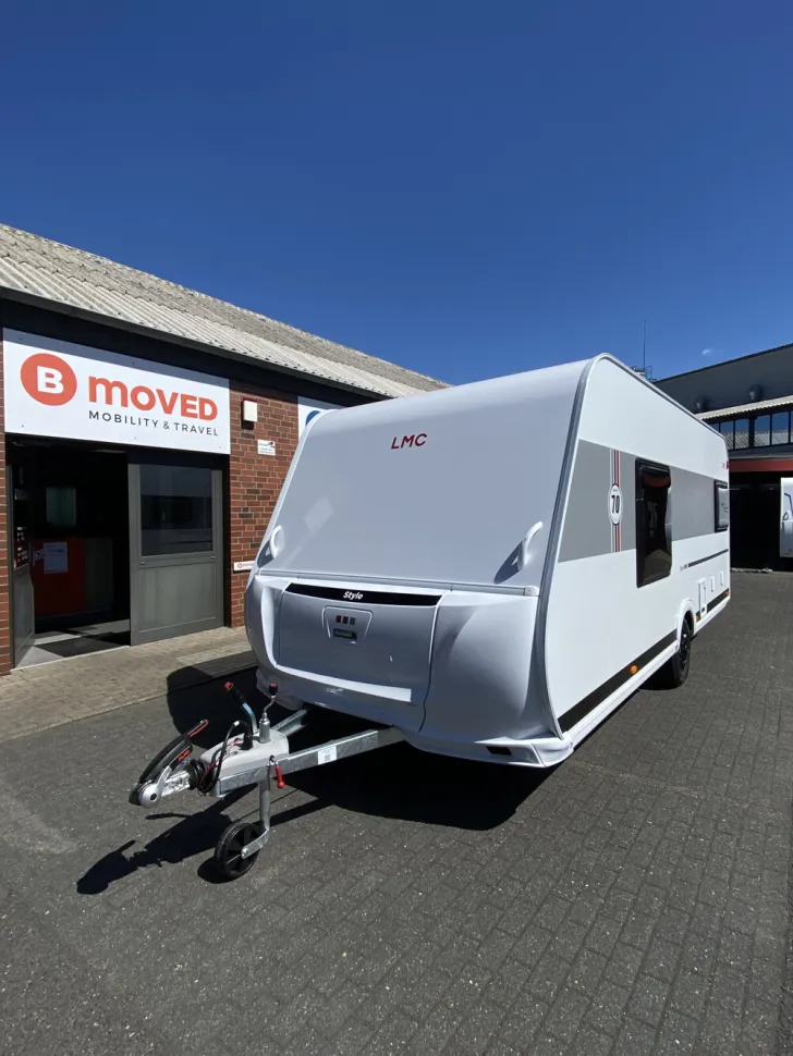 Fahrzeugbild LMC Style 450 D 453 D #1