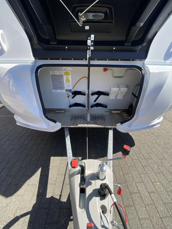 Fahrzeugbild LMC Style 450 D 453 D #7