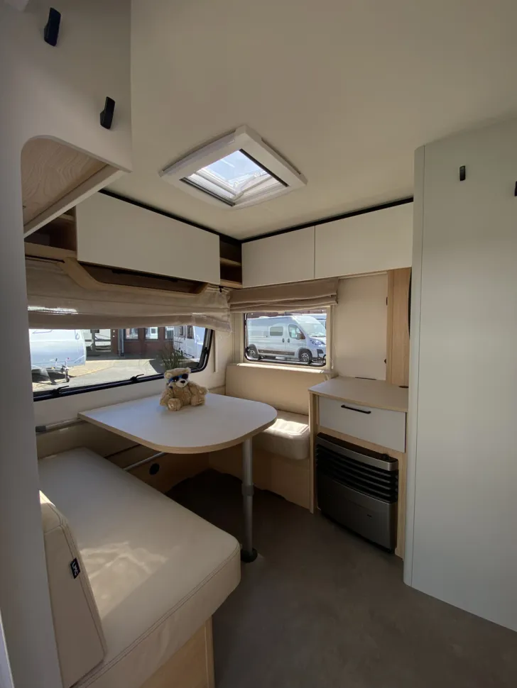 Fahrzeugbild LMC Style 450 D 453 D #10