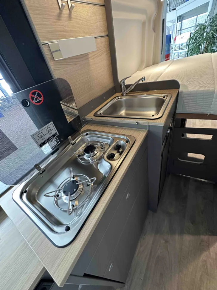 Fahrzeugbild LMC Innovan 590, AHK, Solar, SAT, Smart TV, .... #12