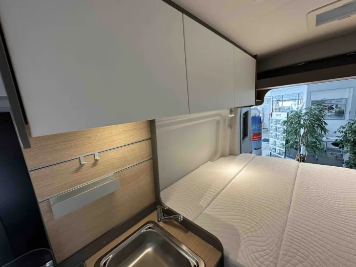 Fahrzeugbild LMC Innovan 590, AHK, Solar, SAT, Smart TV, .... #15