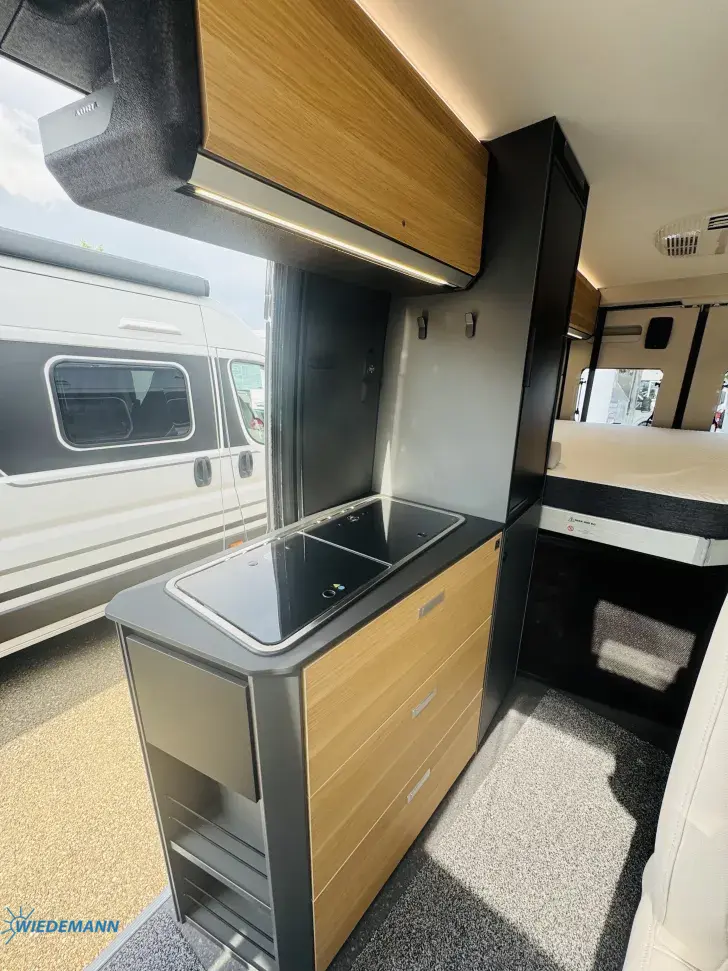 Küchen Adria Twin 640 SGX 60 Years Edition WS beheizt* Hubbett * Navi