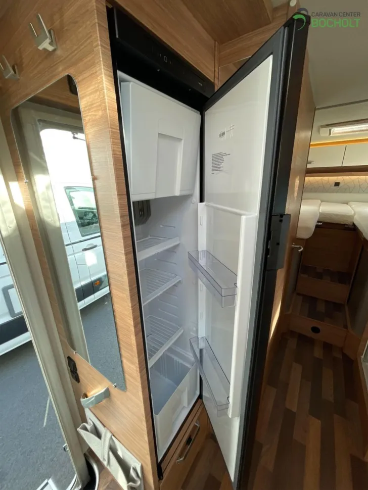 Fahrzeugbild Weinsberg CaraCore 700 MEG Light Ehemaliger Mietwagen #8