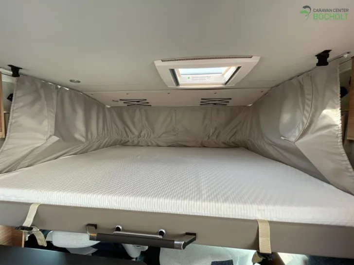Fahrzeugbild Weinsberg CaraCore 700 MEG Light Ehemaliger Mietwagen #11