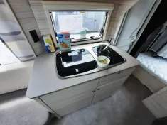 Bild 15 Dethleffs c' joy 480 QLK Verfüg./Sparen Sie 1.962,- €