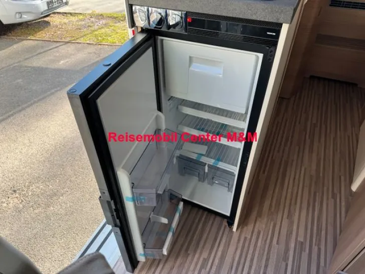 Fahrzeugbild Malibu van two rooms 640 LE RB mit Aufstelldach #8