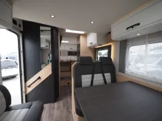 Bild 7 Sunlight T 67 Adventure Edition, Modell 25, Hubbett