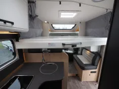 Bild 10 Sunlight T 67 Adventure Edition, Modell 25, Hubbett