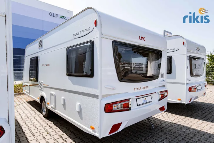 Fahrzeugbild LMC Style 450 D #4