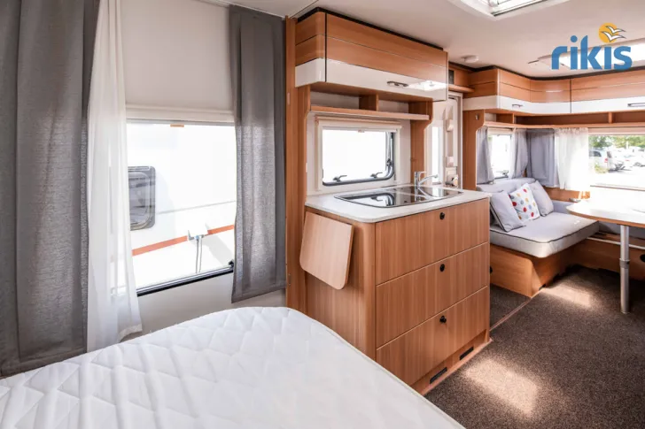 Fahrzeugbild LMC Style 450 D #16