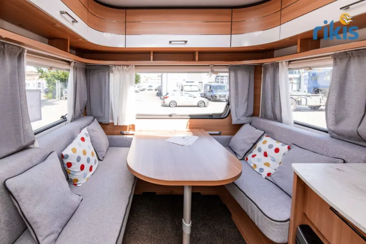 Fahrzeugbild LMC Style 450 D #19