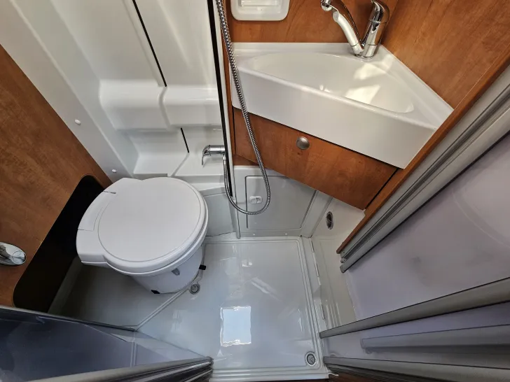 Fahrzeugbild Malibu comfort 600 DB 150 PS, erst 48.000 km ! #16