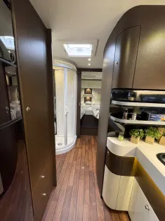 Bild 29 Concorde Carver 894 L BARVERSION