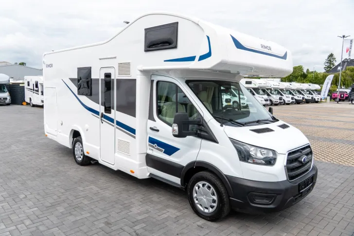 Fahrzeugbild Rimor Evo 5 BRONZE P+5 PERSONEN+155 PS+COMBI4 #1