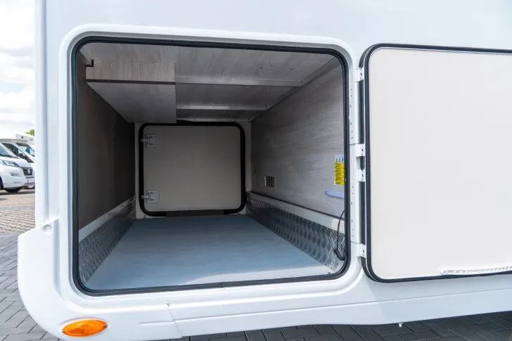 Fahrzeugbild Rimor Kilig 69 Plus 170PS+AUTOMATIK+XENON+SKYVIEW #6