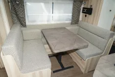 Bild 16 Hobby De Luxe 540 KMFe (13) viel Ausstattung!