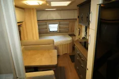 Bild 10 Hobby De Luxe 545 KMF (14) viel Ausstattung!