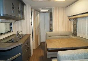De Luxe 545 KMF