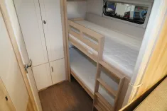 Bild 11 Hobby De Luxe 545 KMF (14) viel Ausstattung!