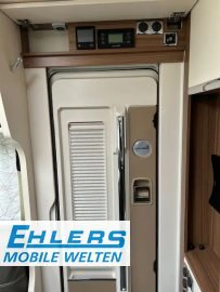 Fahrzeugbild Eura Mobil Integra I 760 QF Navi/RFK/Klima/Markise/Leder #20