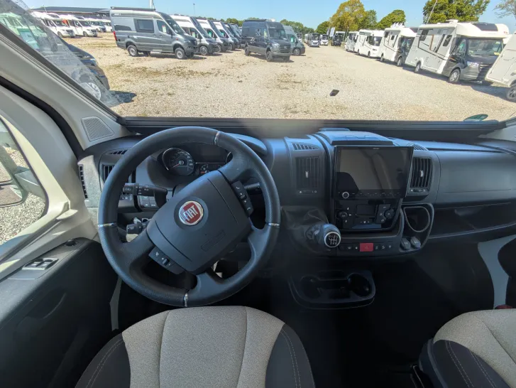 Fahrzeugbild Eura Mobil Activa One 650 HS 160PS/Markise/Alu/SAT/TV/Luftfedern/Ganzjahresreifen #5
