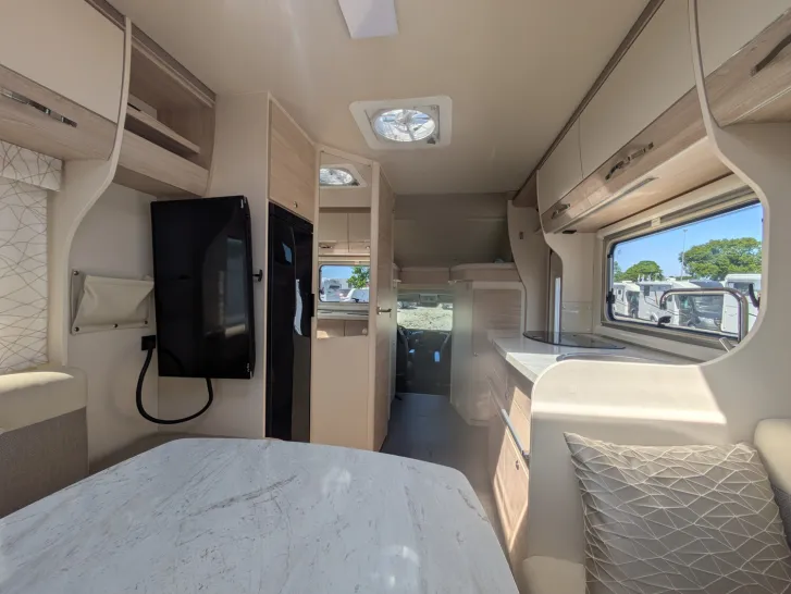 Fahrzeugbild Eura Mobil Activa One 650 HS 160PS/Markise/Alu/SAT/TV/Luftfedern/Ganzjahresreifen #15