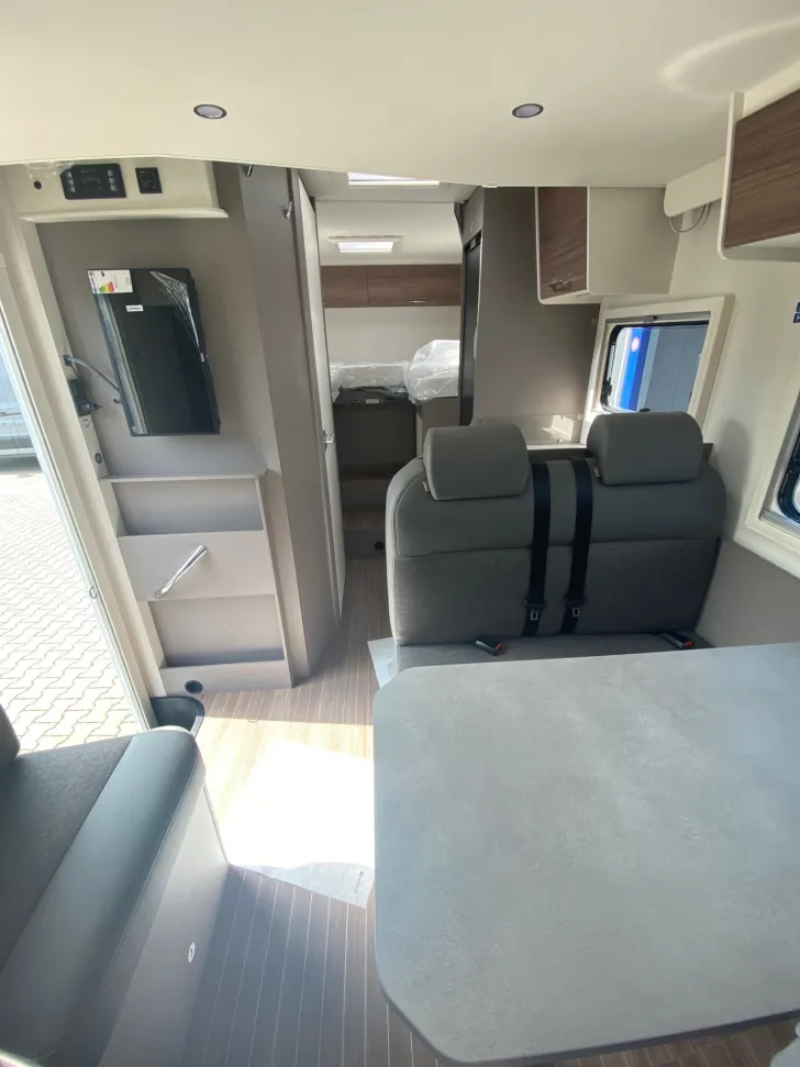 Fahrzeugbild Etrusco T 6.9 SB Solar,TV,5. Sitzplatz #10