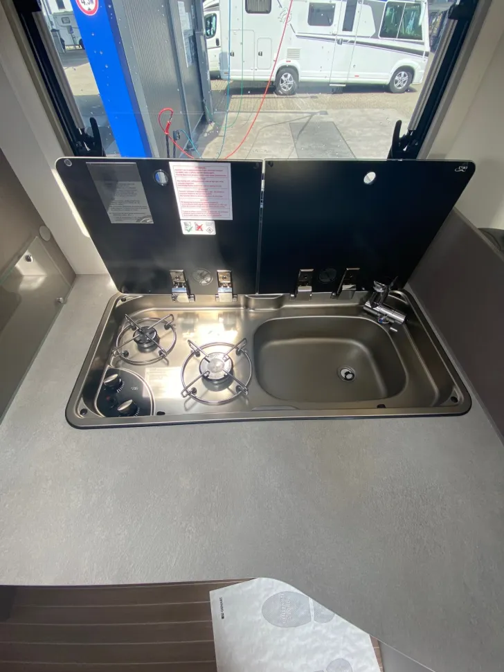 Fahrzeugbild Etrusco T 6.9 SB Solar,TV,5. Sitzplatz #8