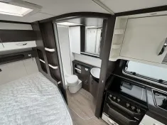 Bild 8 Hobby Prestige 560 FC 2000 KG Sommerpreis!