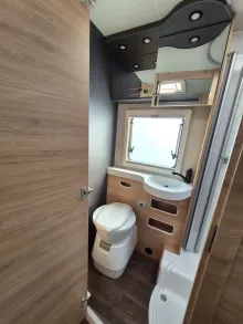 Fahrzeugbild Knaus L!VE TI 700 MEG Platinum Selection *2025*4.000kg*DuoControl* #13