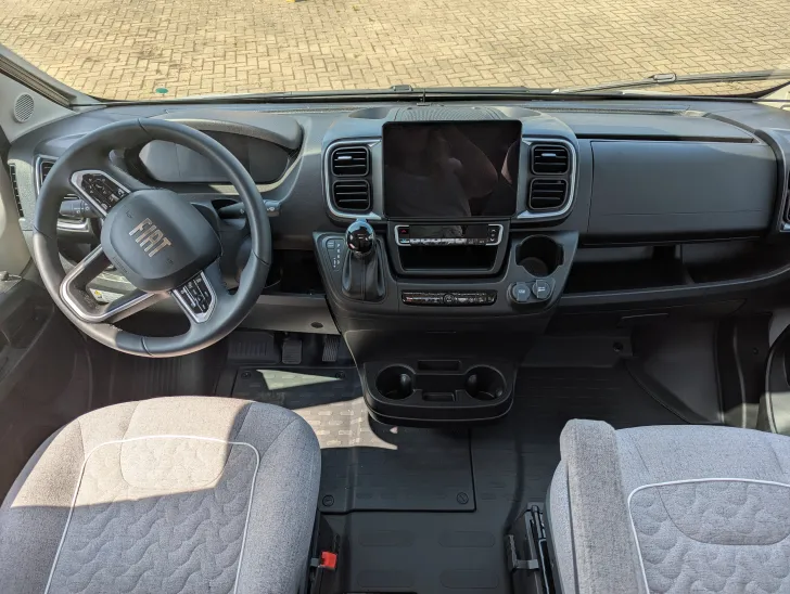 Fahrzeugbild Malibu diversity 640 LE K charming GT skyview 25.120€ Rabatt! #9