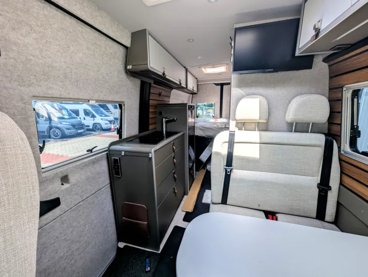 Fahrzeugbild Hymer Camper Van Grand Canyon S 600 Xperience NAVI, RFK, AHK, TV, AUTOMATIK #13