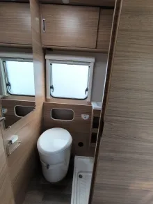 Fahrzeugbild Weinsberg CaraHome 650 MEG (2025) #12