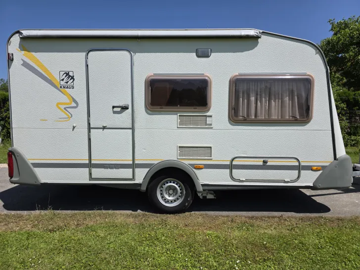 Fahrzeugbild Knaus Südwind 350 #1