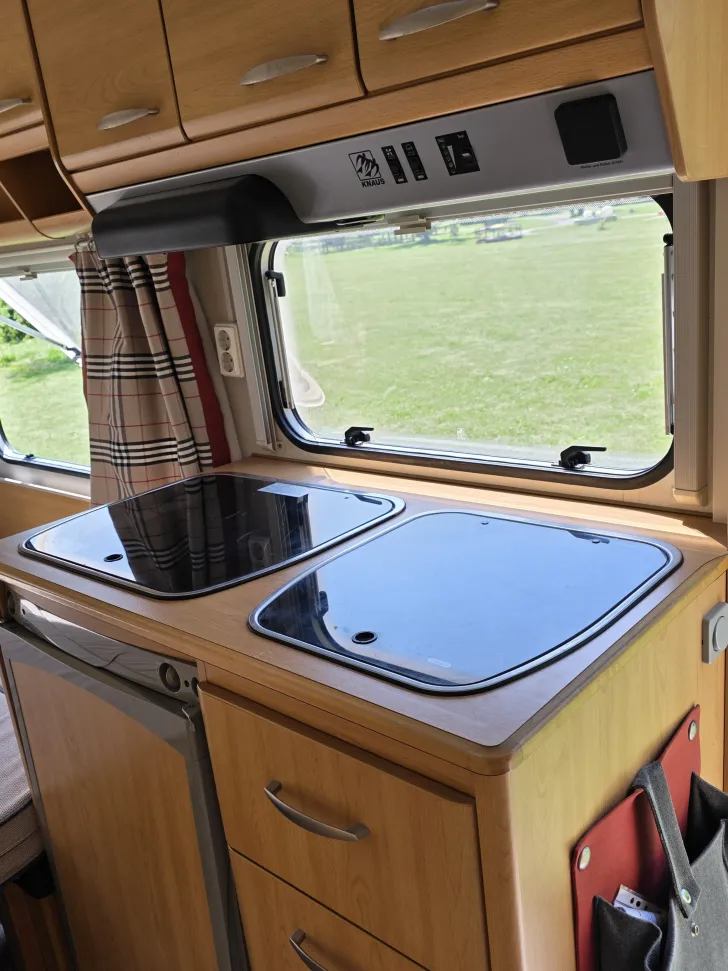 Fahrzeugbild Knaus Südwind 350 #4