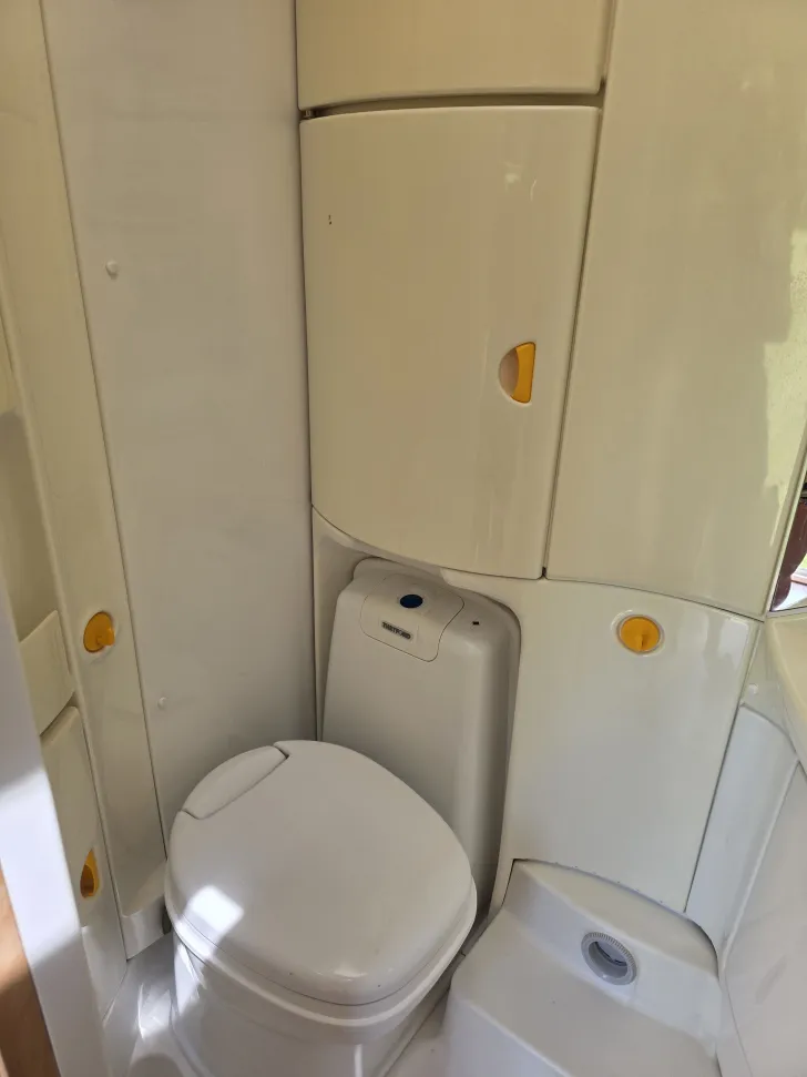 Fahrzeugbild Knaus Südwind 350 #5