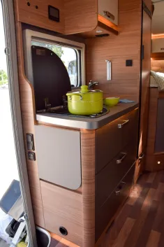 Bild 18 Weinsberg CaraCompact Suite MB EDITION [PEPPER] 640 MEG