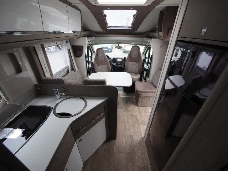 Fahrzeugbild Dethleffs Magic Edition DBM, 2x TV, Autom., Navi, uvm. #12