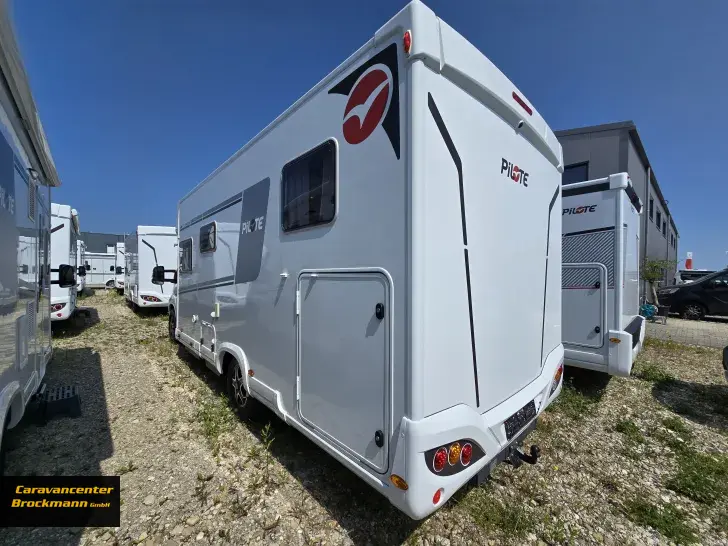 Fahrzeugbild Pilote Pacific P746GJ Automatik #4