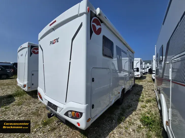 Fahrzeugbild Pilote Pacific P746GJ Automatik #5