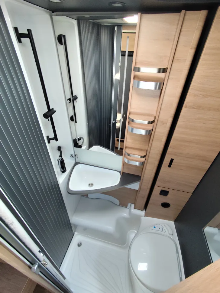 Fahrzeugbild Knaus L!VE TI 650 MEG Platinum Selection #10