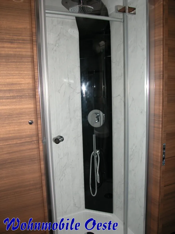 Fahrzeugbild Concorde Charisma 910 LSI * Act-Air,Geschirrsp,840WSolar #10