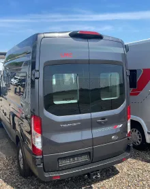 Frontal Hinten LMC Innovan 590 170PS