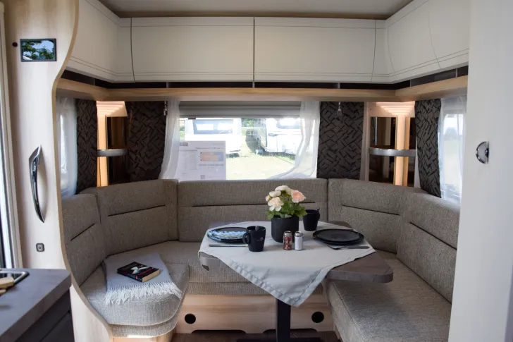 Fahrzeugbild Hobby De Luxe 495 UL *IC-Sondermodell* #10