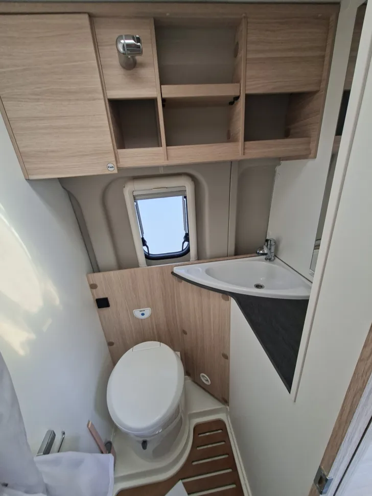 Fahrzeugbild Sunlight Cliff 600 #12