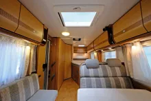 Fahrzeugbild Carado T 345/Festbett/Standklima/Markise/Solaranlage #11